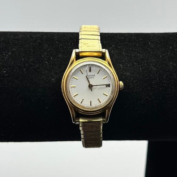 Vintage gold pulsar watch - Picture 1 of 2